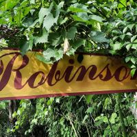 Entrance at Le Robinson in Albi