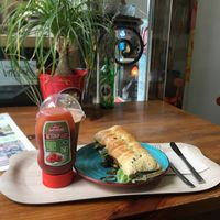 Veggie burger at Ecoespazo Vitriol in Sarria