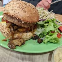 Burger at Ecoespazo Vitriol in Sarria