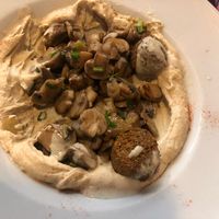 Hot white mushroom plate  at Cohen's Smartfood in Vienna