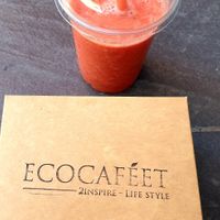 Fresh strawberry smoothie at Ecocafeet in Ostersund