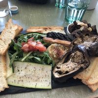 Vegan plate at Focaccia in Giro in Lisbon