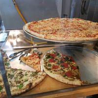 Vegan pizza at Screamer's Pizzeria - Greenpoint in Brooklyn