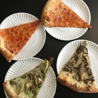 Vegan pizza at Screamer's Pizzeria - Greenpoint in Brooklyn