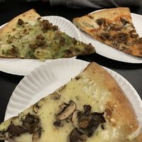  Amazing pizzas at Screamer's Pizzeria - Greenpoint in Brooklyn