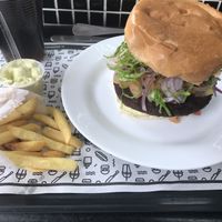 Combo com maionese vegana (falta pouquinho de sal)  at Prime Dog - Faria Lima in Sao Paulo