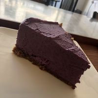 Blueberry Cheesecake  at Huggers - 허거스 in Seoul
