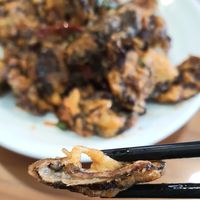 mushrooms Kkanpunggi-style 깐풍버섯 - close-up at Gawon - 가원 in Seoul