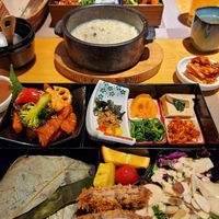 Lotus rice set at Vegenarang in Busan