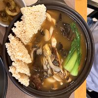 Zuppa di funghi e riso croccante   at Vegenarang in Busan