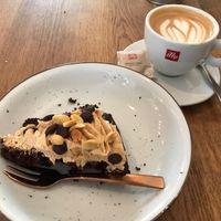 Chocolate Peanutbutter Brownie at Meatless District - Da Costabuurt in Amsterdam