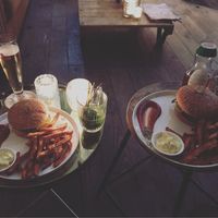 best vegan burger i ever had at Meatless District - Da Costabuurt in Amsterdam