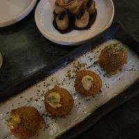 King oyster scallops and bitterballs: both good. The ‘bacon’ was oddly hard though at Meatless District - Da Costabuurt in Amsterdam