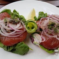 vegan 'salmon' bagel at Meatless District - Da Costabuurt in Amsterdam