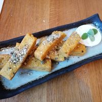 Vadouvan panisse with lemon aioli at Meatless District - Da Costabuurt in Amsterdam