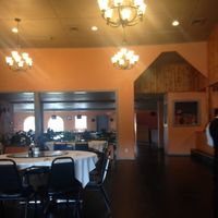 Dining area at Yuan Su Vegetarian in Portland