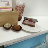 Vegan cake and raw balls at FitBar - Barceloneta in Barcelona