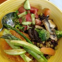 Vegan mixed bowl at Happy Belly / Eat Smart in Tirana