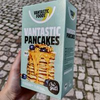 Pancake mix 🥞 at Green Beans in Lisbon