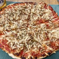 Salami pizza  at Green Beans in Lisbon