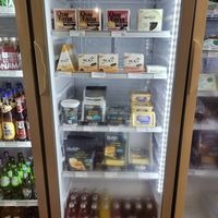 Kühlprodukte at Green Beans in Lisbon