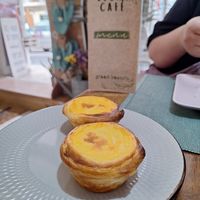 The best vegan Pastel de Nata  i tried in Lisboa 💚 at Green Beans in Lisbon