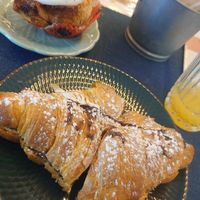 Choco Croissant & Cinnamon Roll at Green Beans in Lisbon