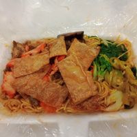 Recommend Dry Noodle of this store (干捞面), it's tasty! 😋 at Fo Yuan Miao 佛缘妙素食阁 in West Singapore