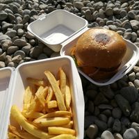 BBQ Burger with fries at Emmi's Kitchen - Glockenbach in Munich