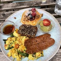 Ultimate Breakfast at Emmi's Kitchen - Glockenbach in Munich