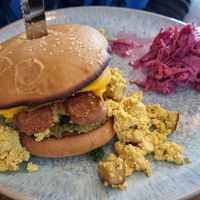 Breakfast burger at Emmi's Kitchen - Glockenbach in Munich