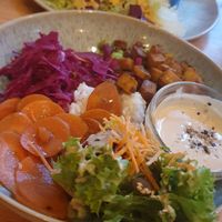 Poke bowl at Emmi's Kitchen - Glockenbach in Munich