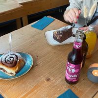 Zimtschnecke & Schokokuchen  at Emmi's Kitchen - Glockenbach in Munich