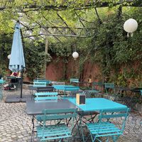 Las mesas están hermosas   at Emmi's Kitchen - Glockenbach in Munich