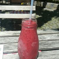 Fruit Explosion Smoothie at Emmi's Kitchen - Glockenbach in Munich