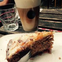 Super leckerer nuss- Karottenkuchen  at Emmi's Kitchen - Glockenbach in Munich