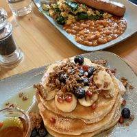 Pancakes and ultimate breakfast with beyond sausage, tofu scramble & avo toast at Emmi's Kitchen - Glockenbach in Munich