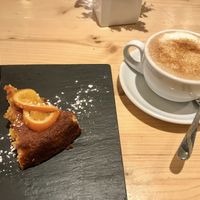 Almond Orange cake & Chai Latte at Santosha in Mallorca