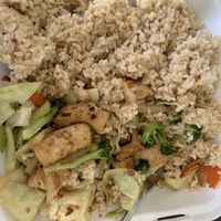 Garlic tofu with vegetables and brown rice at Ray's Place in Anchorage