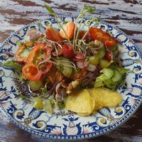 Broodje muhammara at Sunshine in Breda