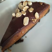 Tarte de chocolate e amendoim at 26 Vegan Food Project in Lisbon
