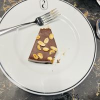 Chocolate peanut pie  at 26 Vegan Food Project in Lisbon