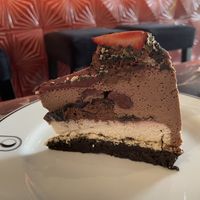 Dessert of the day (cake of three chocolates and strawberries)  at 26 Vegan Food Project in Lisbon