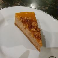 Creative act of the night at 26 Vegan Food Project in Lisbon