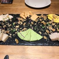 Tábua de queijos at 26 Vegan Food Project in Lisbon