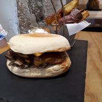 Bifana Sublime with sweet potato chips at 26 Vegan Food Project in Lisbon