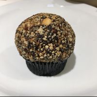 vegan cupcake.  at Noa in London