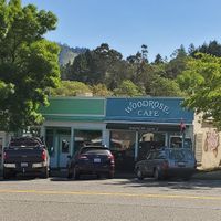 Nice cosy place at Woodrose Cafe in Garberville