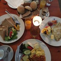 breakfast (august 2018) at Cafe V in Berlin