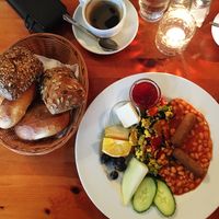 Tofu-English (the bread is for two people) at Cafe V in Berlin